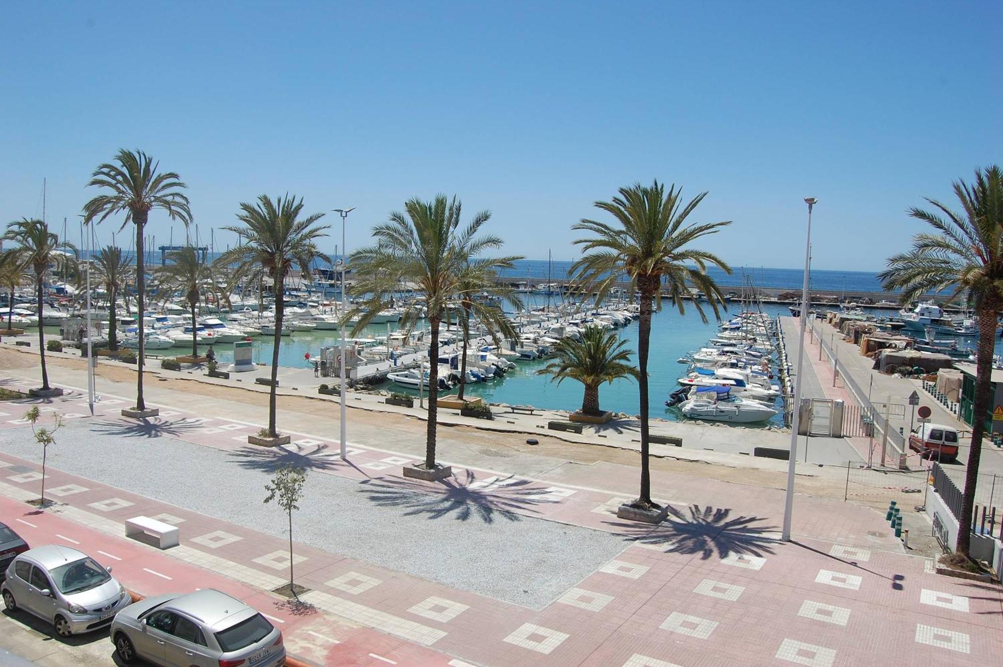 Puerto Caleta Dream - Alojamientos La Torre Caleta De Velez Kültér fotó