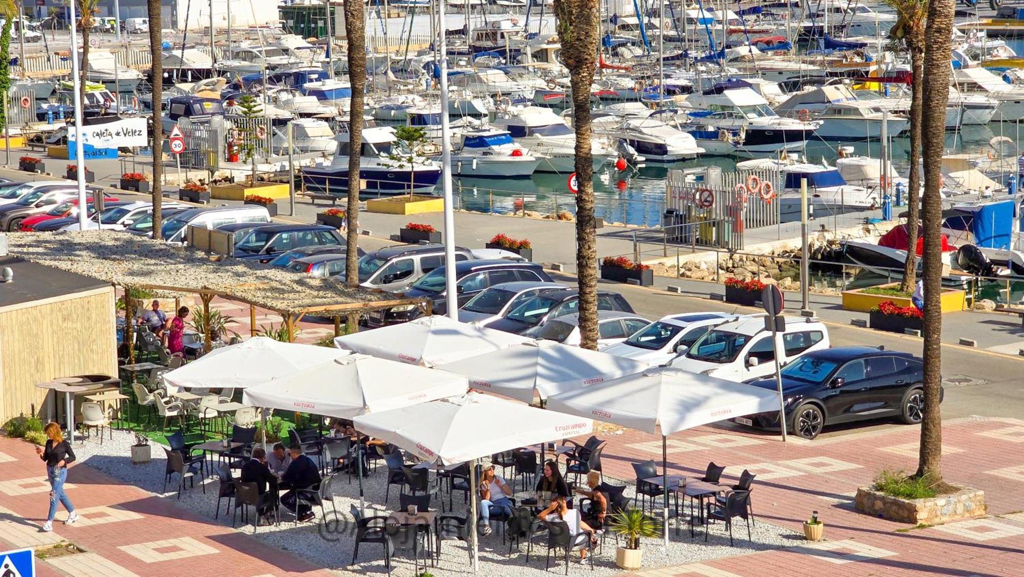 Puerto Caleta Dream - Alojamientos La Torre Caleta De Velez Kültér fotó
